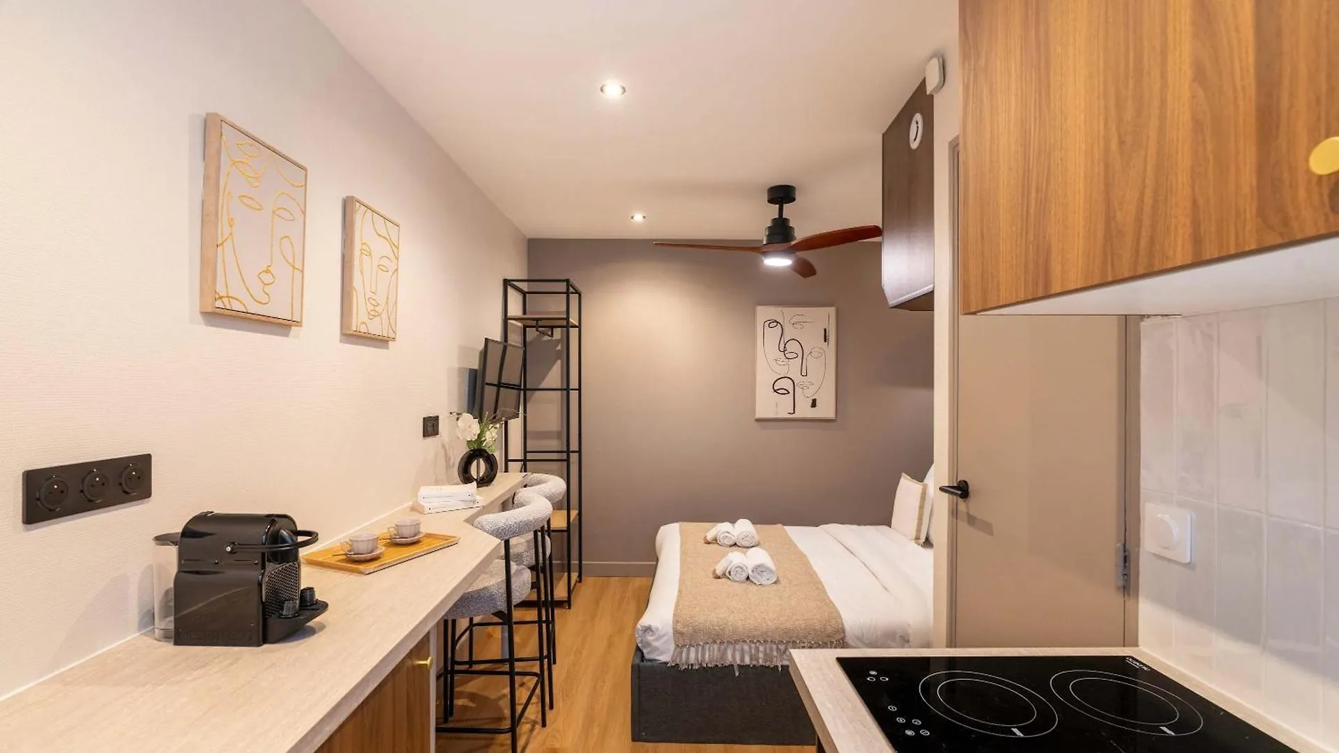 Montparnasse Charming Studio Paris Apartment